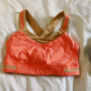 Lululemon sports bra